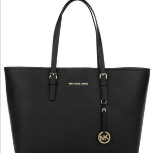 Michael Kors Jet Set Travel Tote